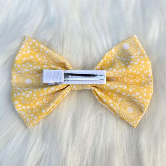 New Baby Girl Hair Bows – Set of 5 Clips, Soft & Stylish for Toddlers & Kids - Picture 2 of 2